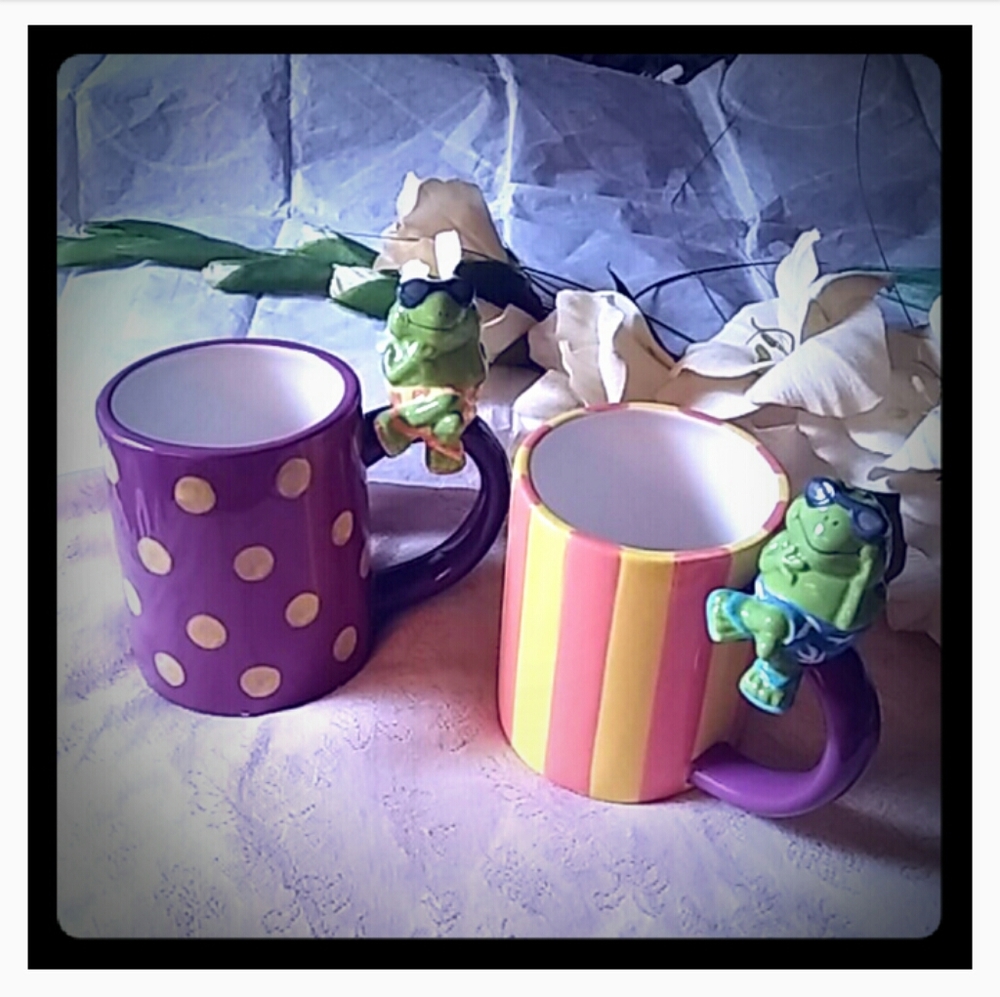 Vintage Colorful Ganz Coffee Mugs with 3D Toad